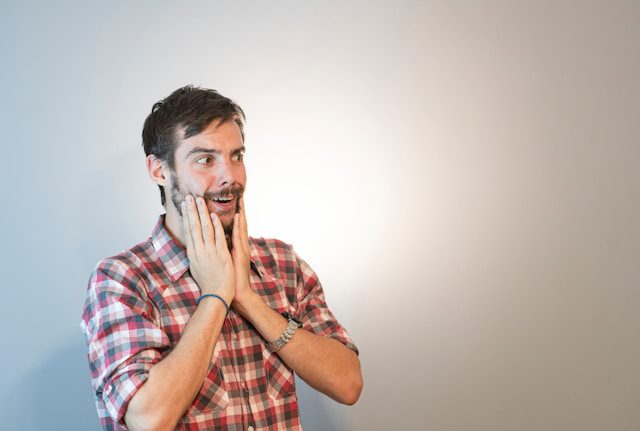 Lipreading facial gestures